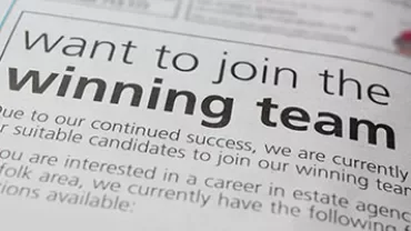 Annuncio di lavoro per unirsi a un team di successo.